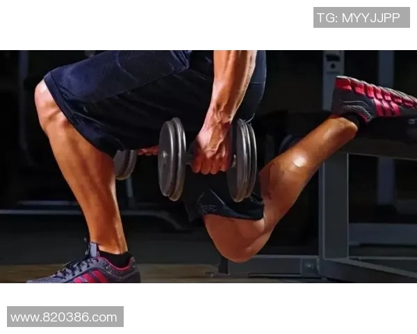 哑铃练肩时关节发出声音的原因及解决方法解析